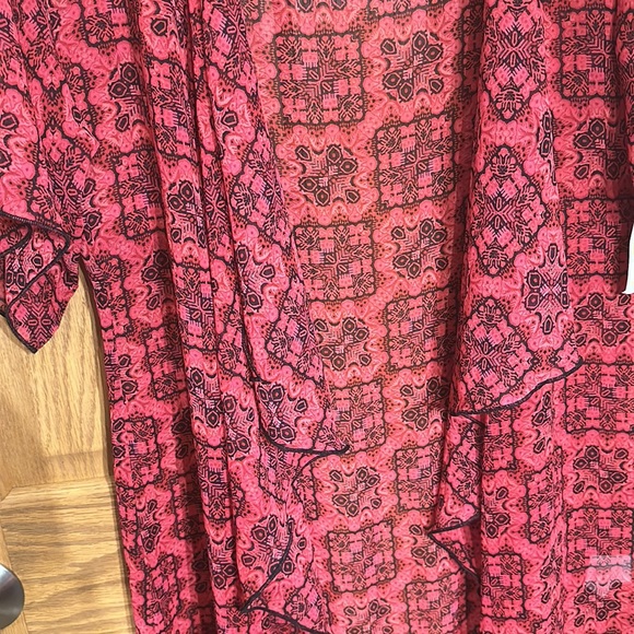 Lularoe red and black sheer kimono style with cascade front and fringe b… - Picture 4 of 8